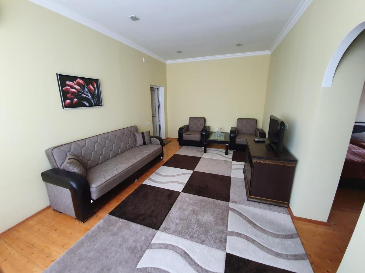 Sheki Avtovagzal Motel Екстериор снимка
