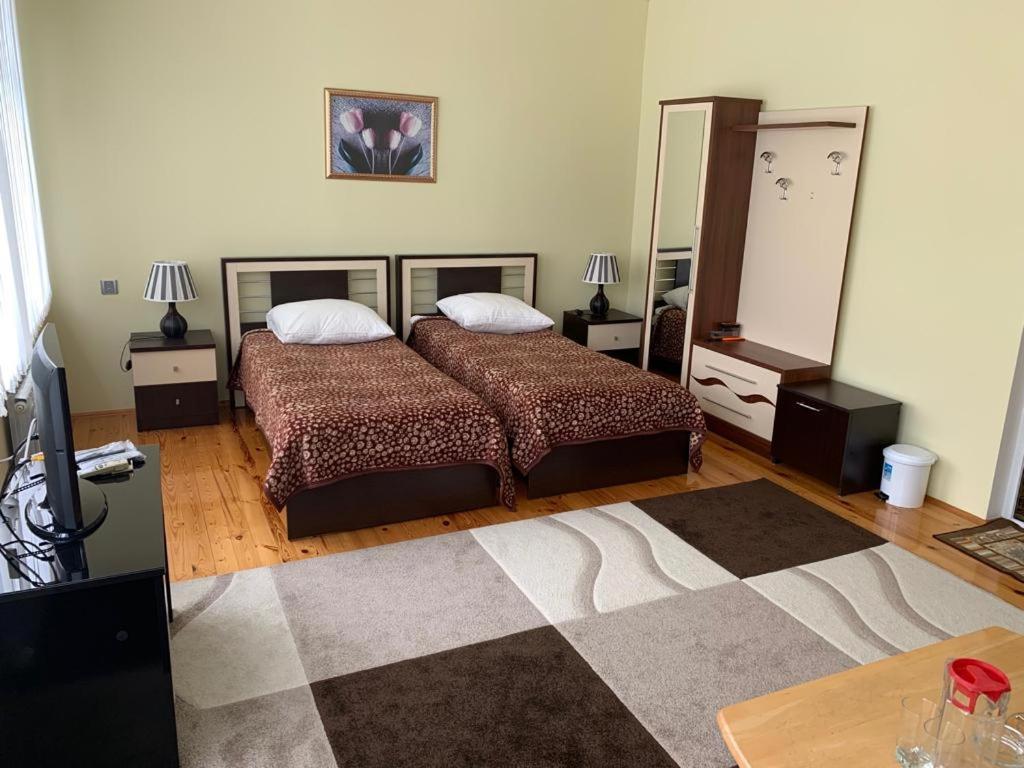 Sheki Avtovagzal Motel Екстериор снимка