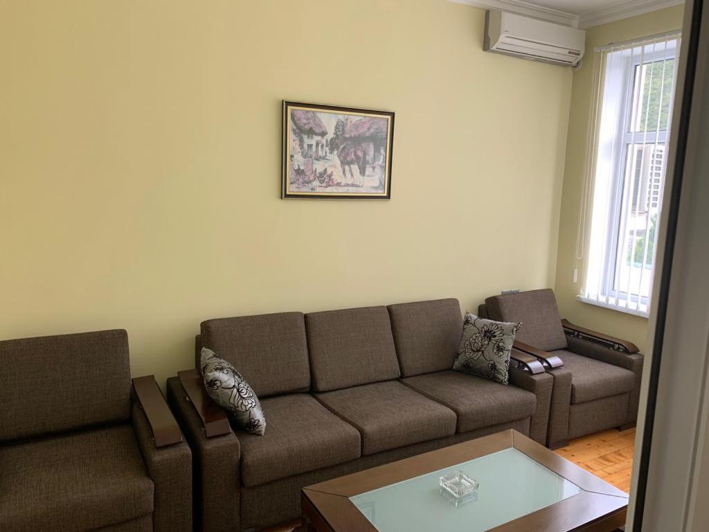 Sheki Avtovagzal Motel Екстериор снимка